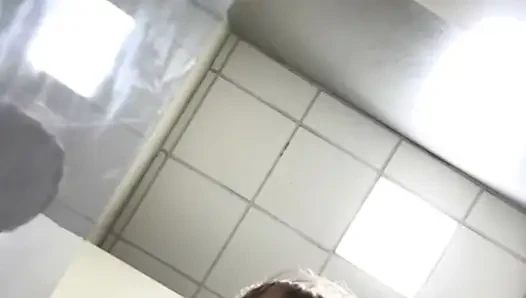 Muschi im fitnessstudio fingern, jucielussie