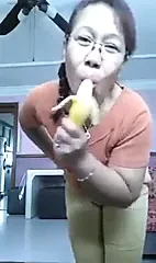 Makcik gersang gila