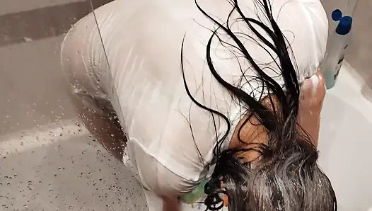 Wet T-shirt 2