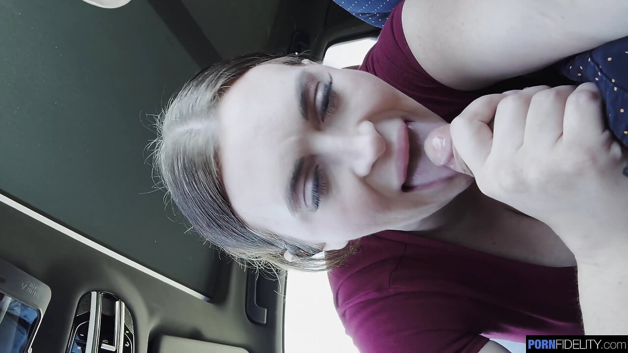 Fortsatte Creampies for Busty Lindsay Lee