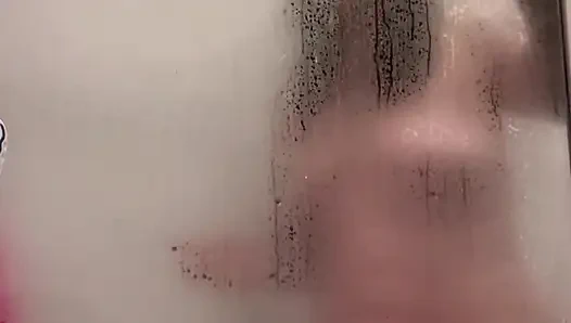 Duş, parmaklama, dildo ve fışkırtma