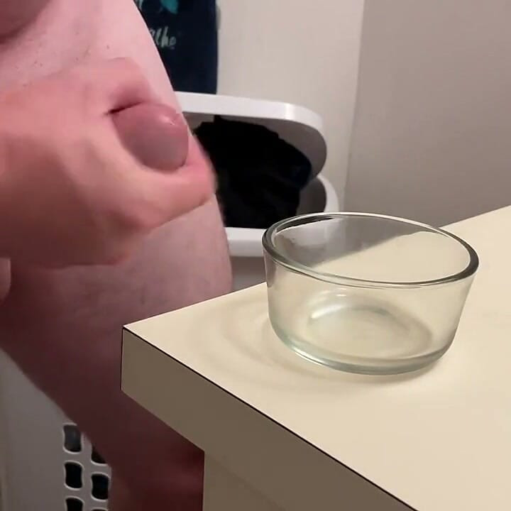 Wow! Sam Jerks off and Shoots a Huge Cumshot!