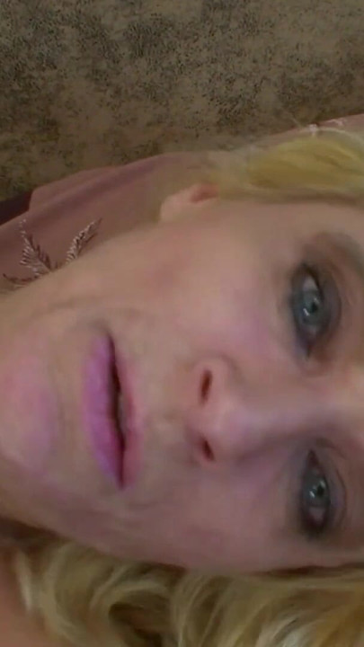 Epic moment from "Blonde Oma bekommt behaarte Muschi gefickt und bekommt beim blasen alles ins Gesicht"