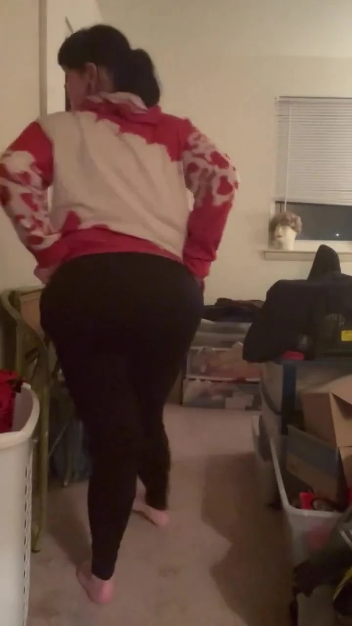 Nympho Hour