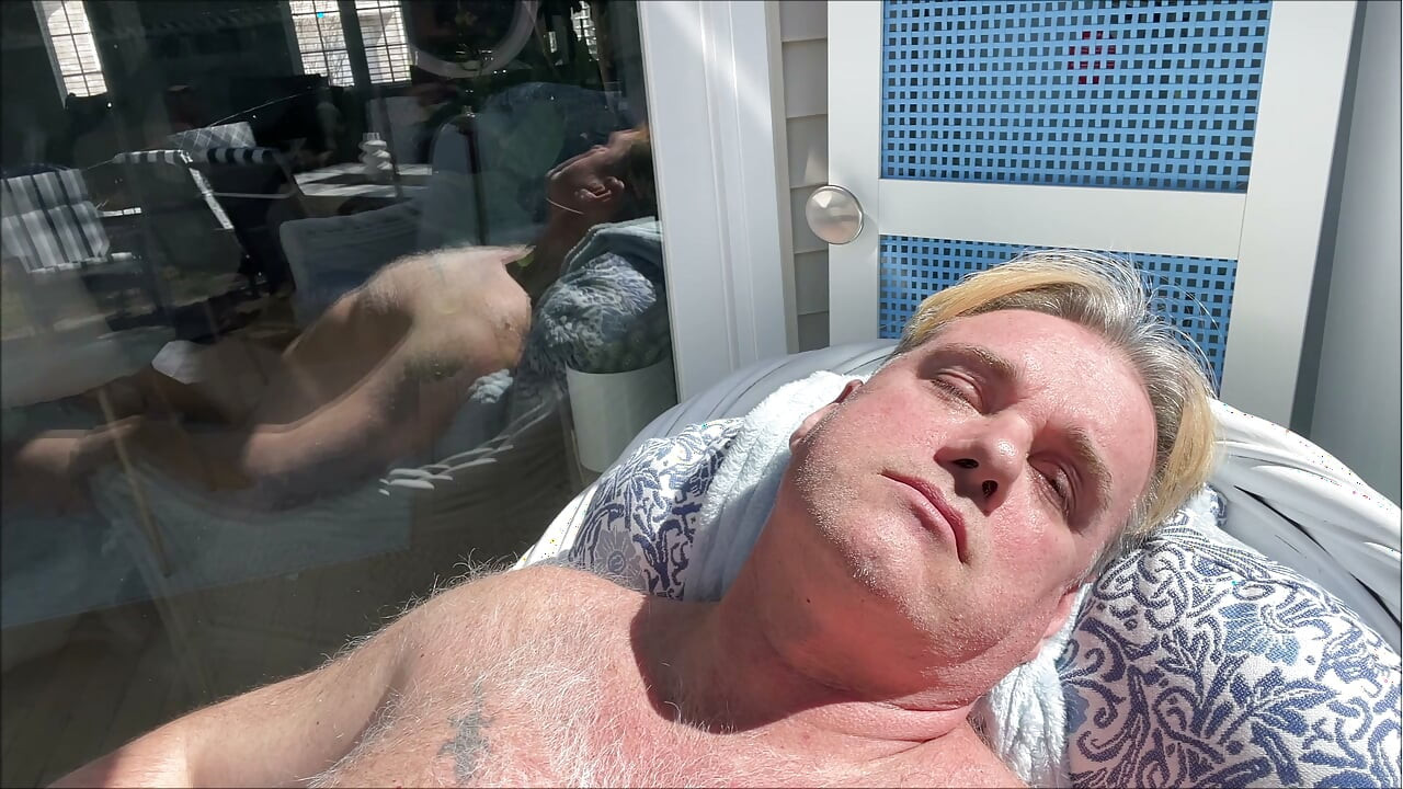 HUNK DADDY BEAR NAKED SUNBATHING IN THE VERANDA 1