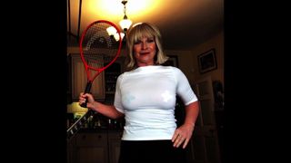 Toyah Willcox - braless Nippelband