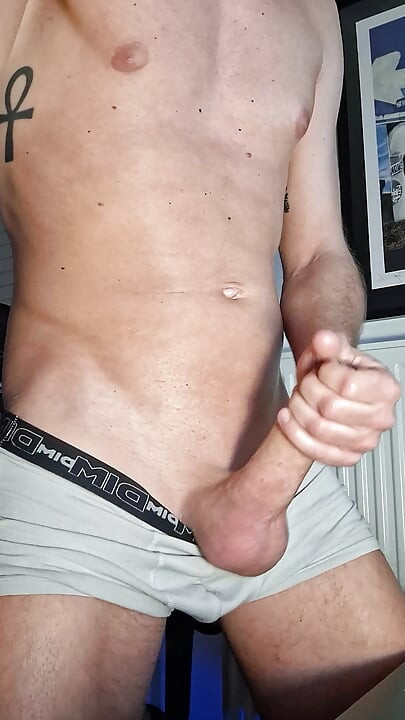 Watch me jerk off in my boxers