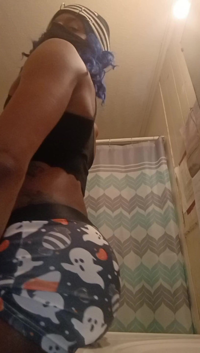 Ass with personality