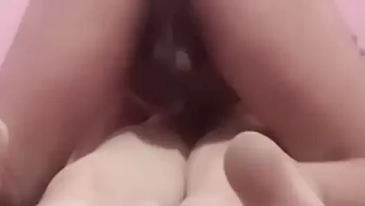 Üvey erkek kardeşle çok güzel vücutlu üvey kız kardeşini sikiyor