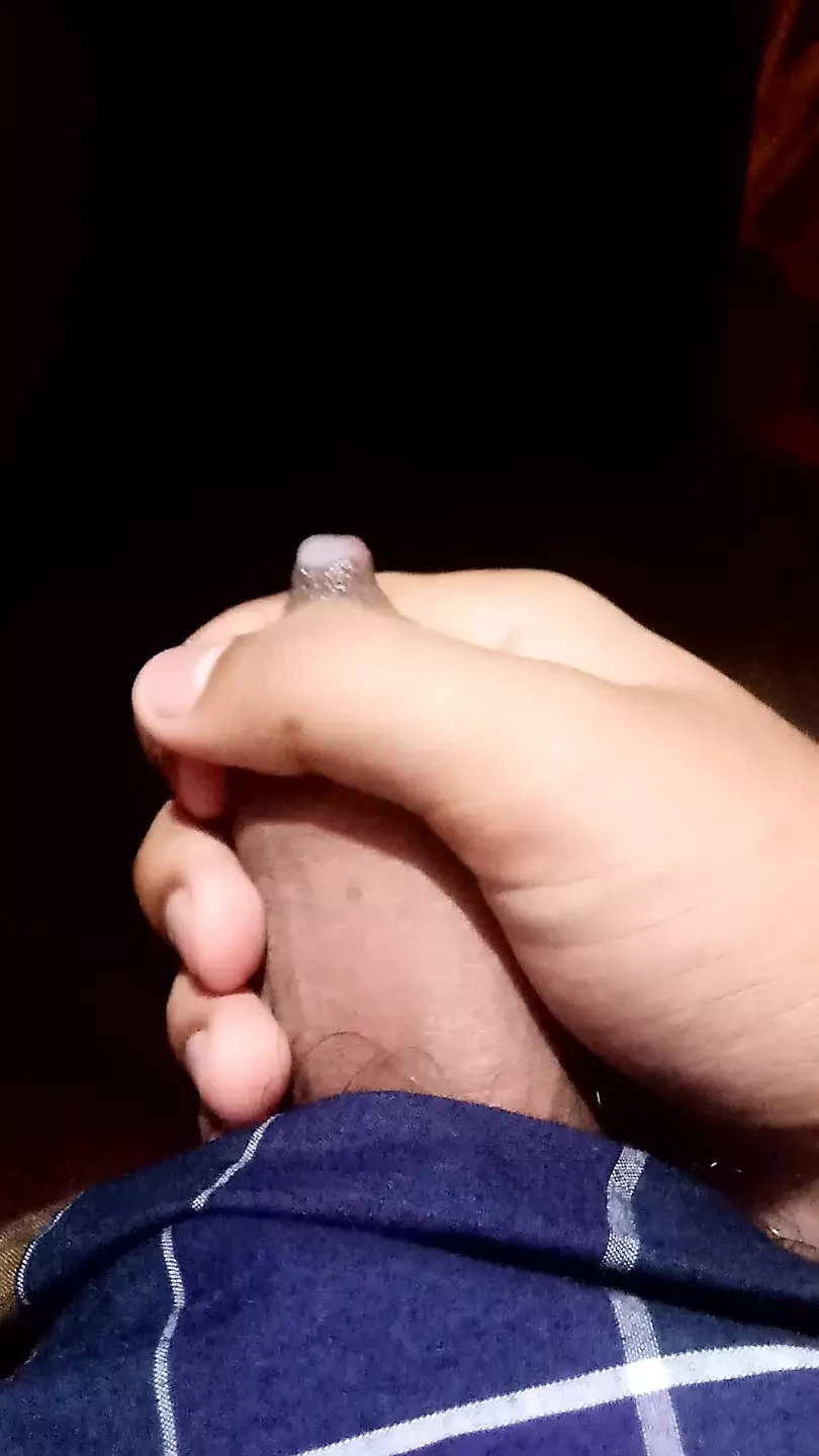 Bdsexboyz ovde na seksi velikom domaćem kurcu