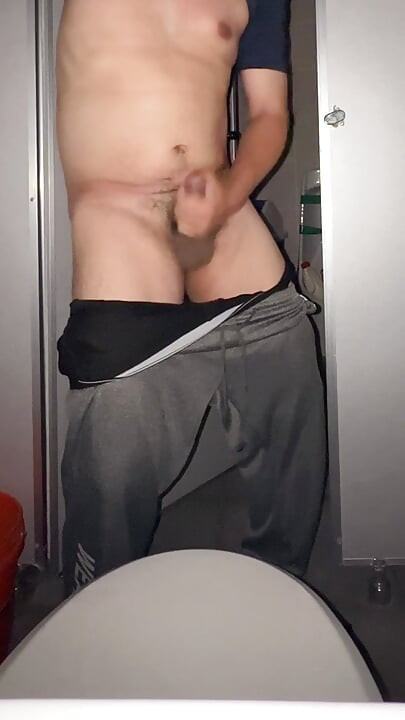 Chubby Teen Jerk off