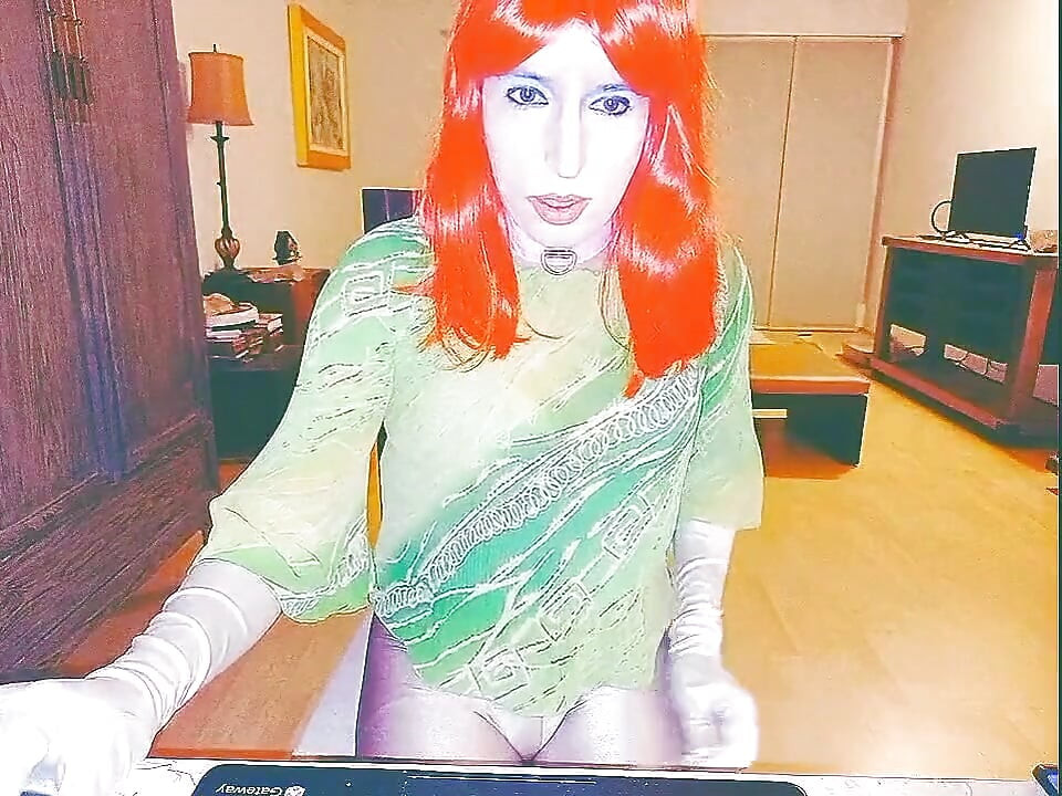 Tammysissy Se Masturba Y Juega Con Su Pis