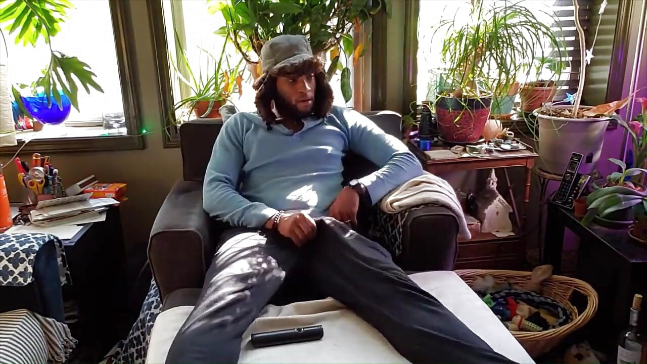 Kennie Jai téli kalapban veri ki magát!