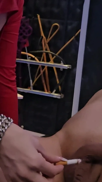 Miss Alessa Milano Geen genade op het rek