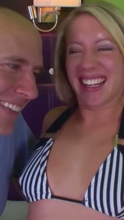 Horny milf lets herself be fucked nicely by the neighbor while her husband is working. | Clip 2