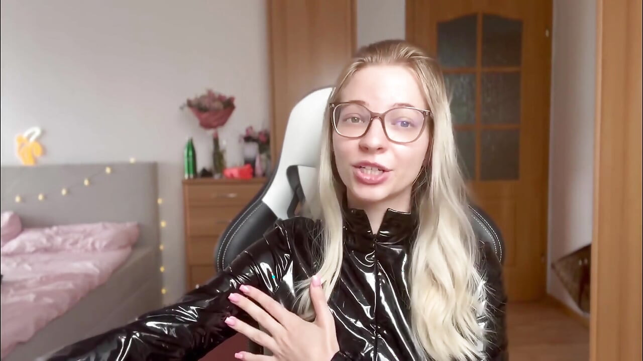 All You Need to Know About Latex Fetish (pvc, Leather)