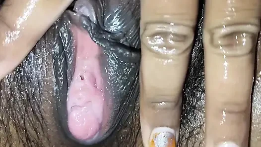 Stepsister-in-law Cleaned Her Pussy While Taking a Bath