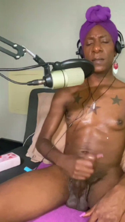 Ebony Transwoman Stroking to some Gay Porn | Clip 1