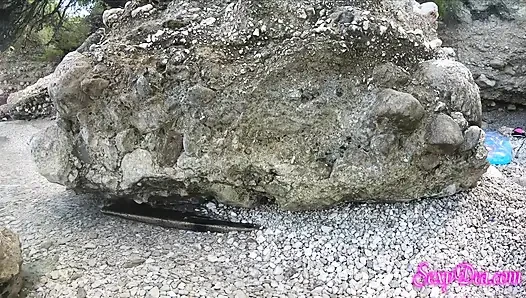 Strand squirting
