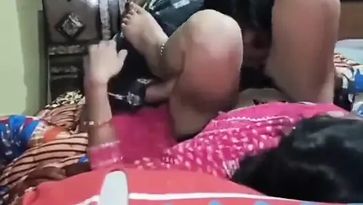 Gadis perawan India dientot habis-habisan sama pacarnya