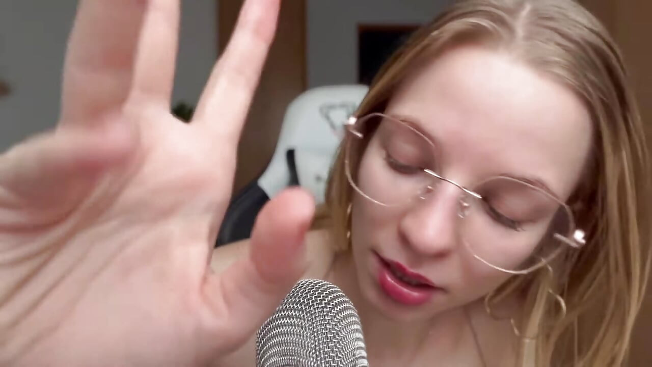 การให้กำลังใจ ASMR พฤศจิกายนไม่แตก