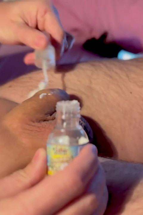 I Extract Precious Sperm Without Touching It with My Hands, Using Only a Vibrator.