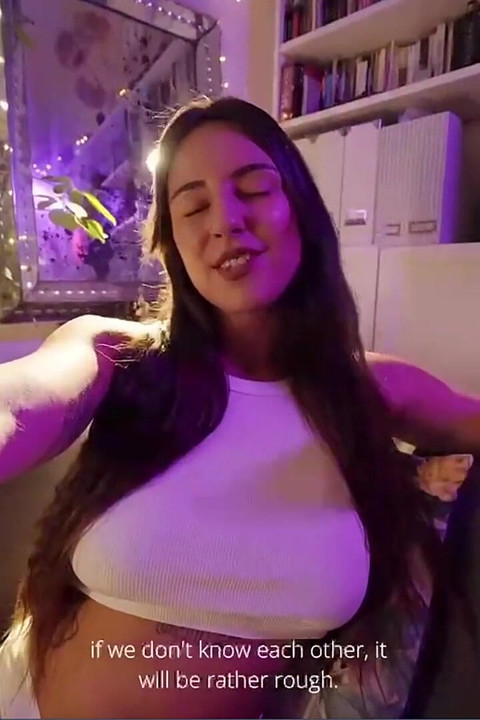 נסה לפתות ולזיין את ונוס ריי במשחק פורנו אינטראקטיבי זה