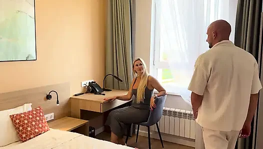 I’ll Suck My Boss’s Dick to Make Him Forget About Job for a While!