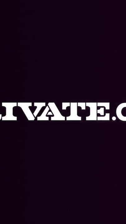 Khoảnh khắc rớt hàm từ "Private com - Xem những gì Thiên thần đen làm khi cô ấy hứng tình"