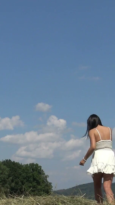 No Panties No Bra Girls Play Volleyball Outdoors in the Wild to show Boobs and Pussy on a Summer Day | Clip 2
