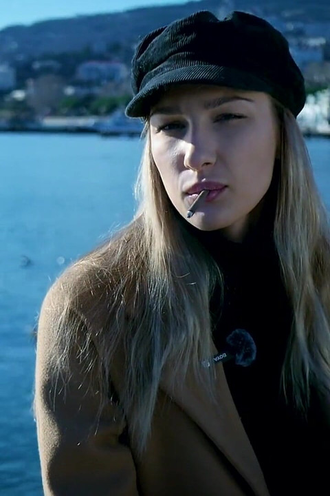 Outdoors Smoking with Beaty Russian Girl 1