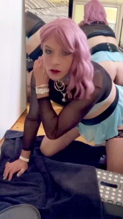Sissy Squirts | Clip 1