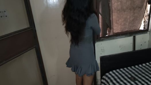 Fontanero 🪠 follando sexy chica caliente en primer plano