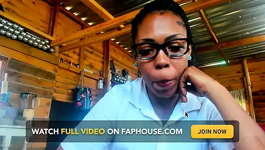 Bermain peran dokter bantuin pasiennya untuk muncrat...