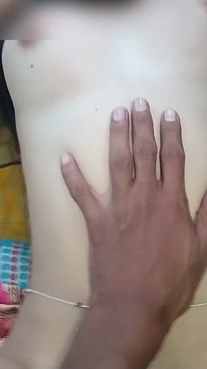 My younger stepsister put coconut oil in a silicone condom and sat on my horse-like thick cock, then I fucked fiercely. | Clip 1
