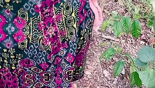 Side housewife  fuck in the jangol  in morning.Anal fucked .