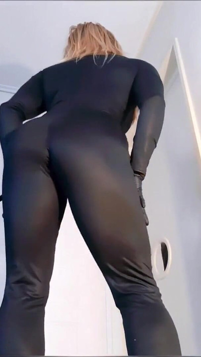 Jaw-dropping moment from "Ass in Black Catsuit"