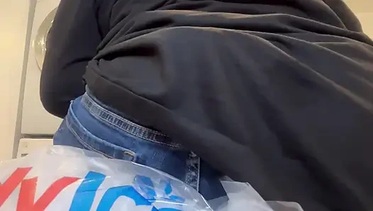 İlk kez amcığıma buz sokuyorum!