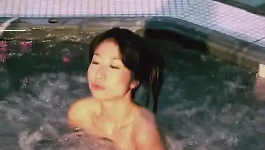 Kompilasi cewek-cewek hot Asia berpose 1