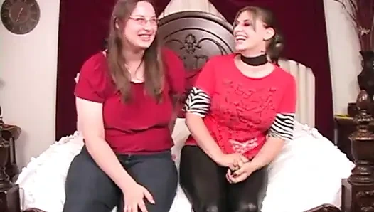 Isabelle ve Raven oyuncu seçmelerinde