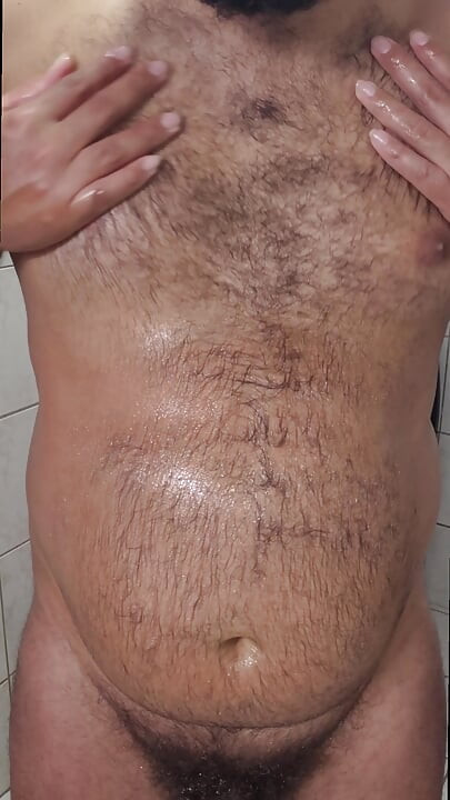 Banho de glicerina. Óleo no corpo.