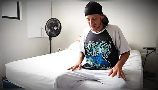 Mein Cousin bleibt zu Hause und wir ficken am Ende miteinander