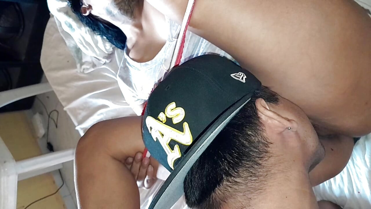 Delicioso Coño Caliente De La Hijastra De Mi Esposa