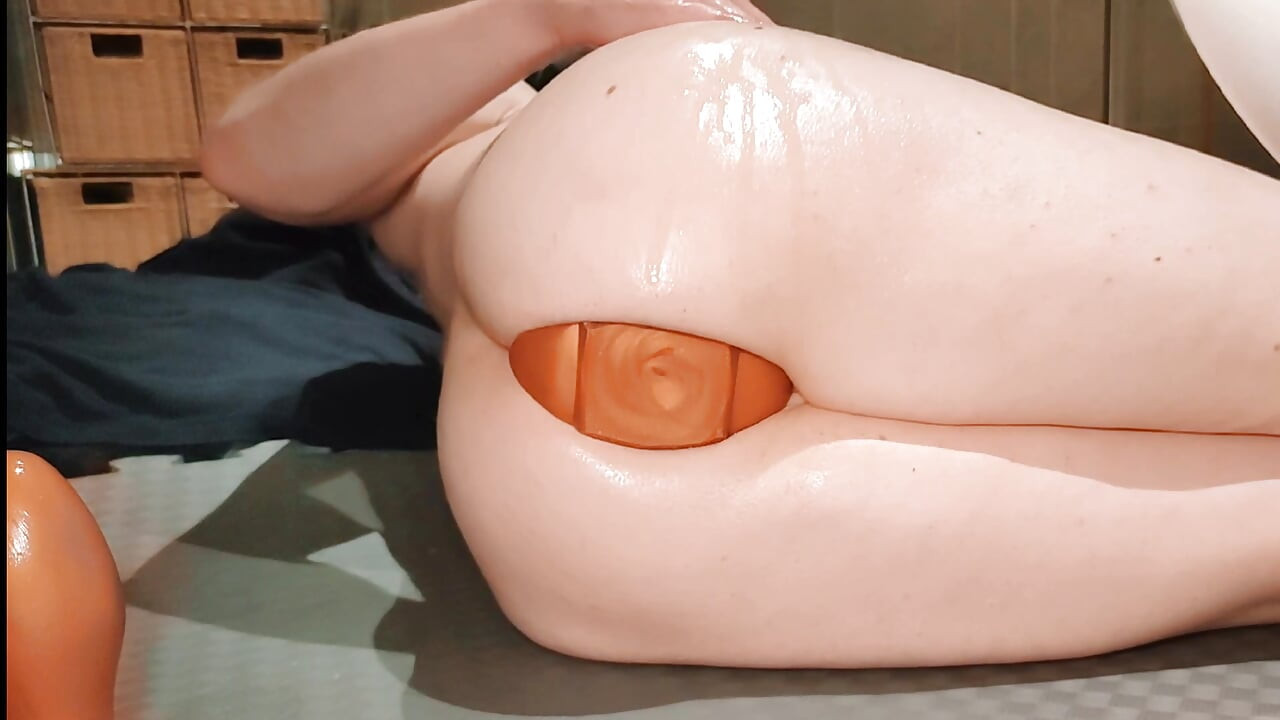Ass Worship 8 - Using My New XXL Egg Plug for the First Time!