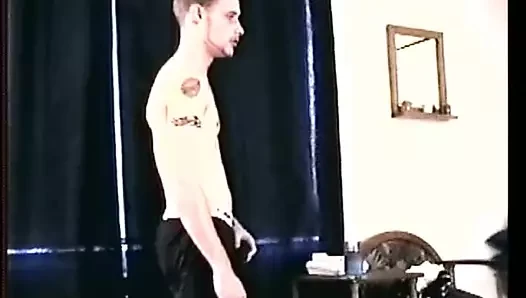 Yarağıma dokun str8 oğlan vızıltısı