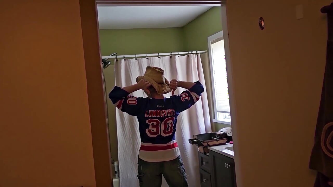 ONLY FAN leak Face Exposed Mistress Thursday Getting ready for the Game with her Big Tits bouncing