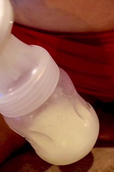 Văcuță udders mașină și muls la mână