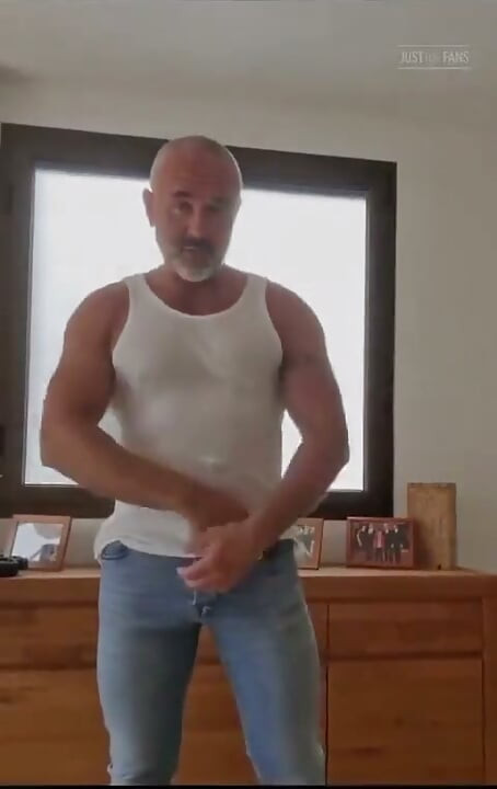 A Friend's Request, He Obviously Likes Dilf in Jeans