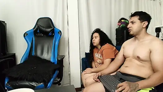 Соседка просит мой член