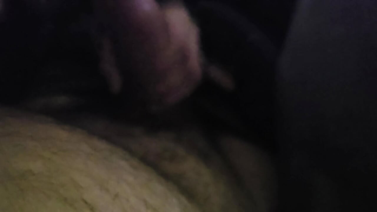 Kakak tiri asli menyelundok ke kamarku hanya untuk mengisap creampie oral spermaku